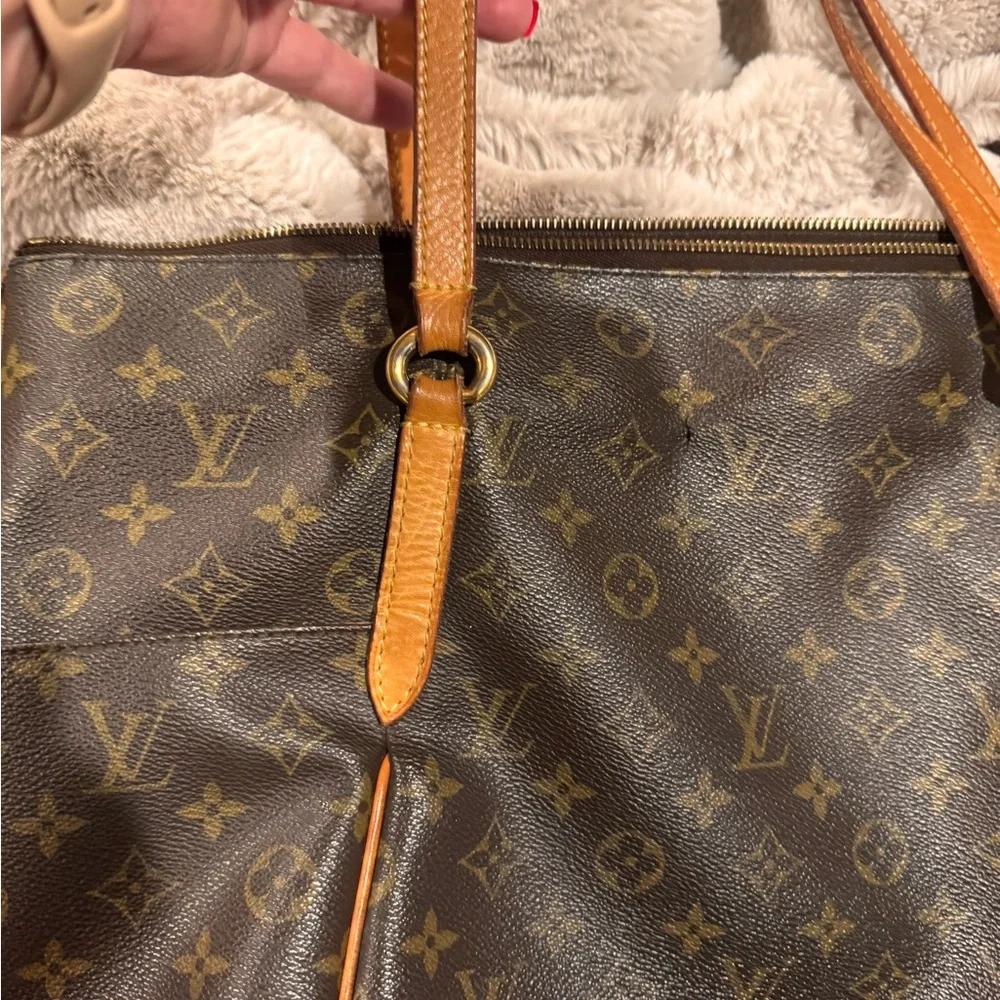 Louis Vuitton Classic Monogram Totally “GM” - Picture 3 of 16